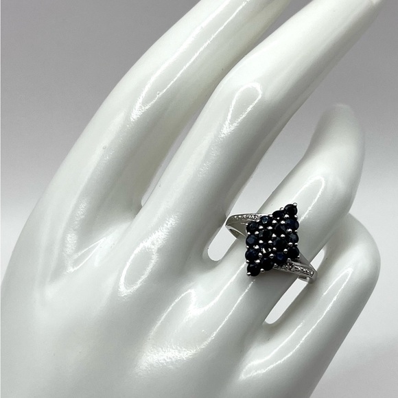 1.00 CT Natural Blue Sapphire Custom Sterling Silver Ring - Picture 4 of 6